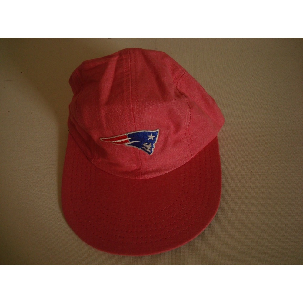 ENGLAND PATRIOTS  DUCKBILL  PINK STRETCH OSFM 90S HAT CAP VINTAGE DEADSTOCK A1